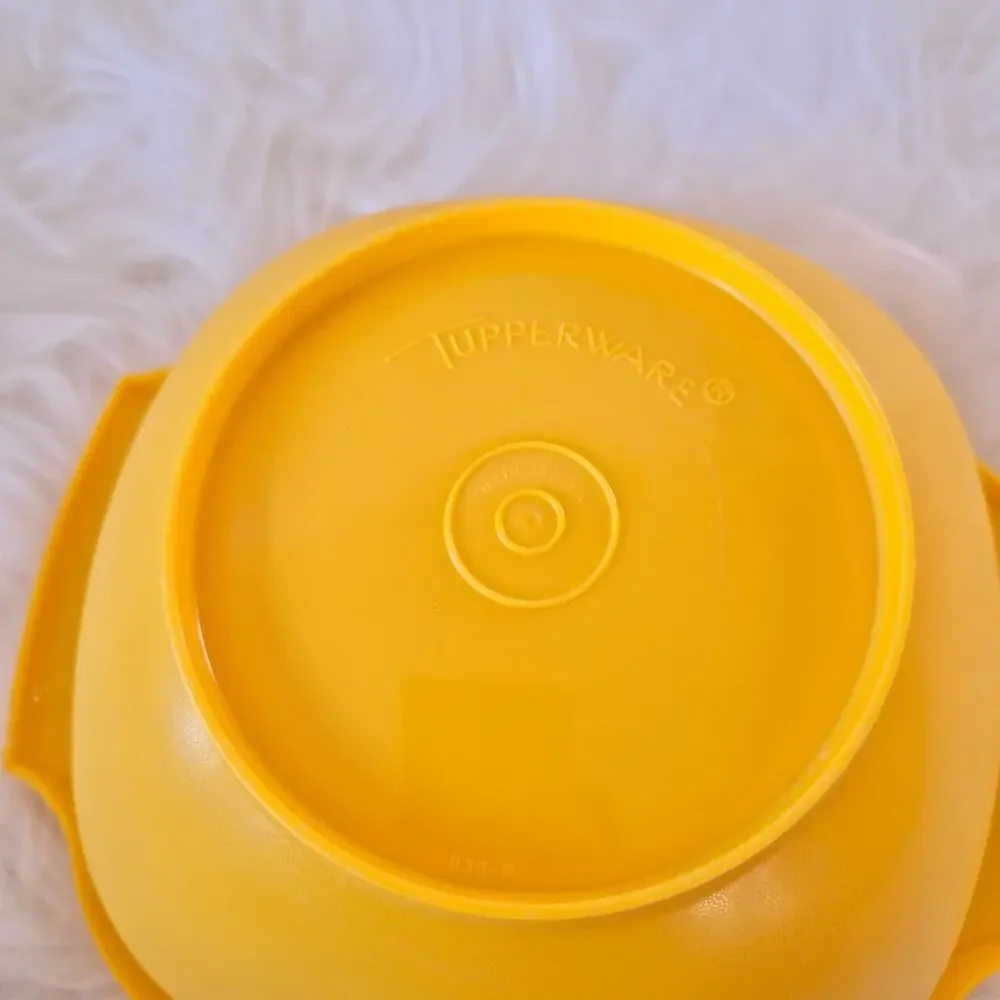 Vintage 1970s Tupperware Servalier Nesting Bowl Set 836 838 840